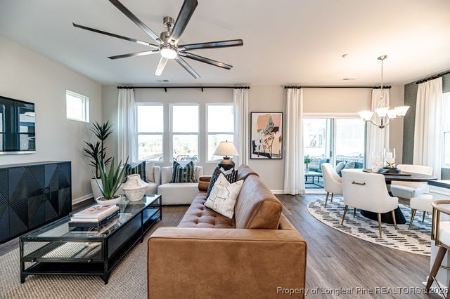 4542 Bunkers Bay Lane, Hope Mills, NC 28371