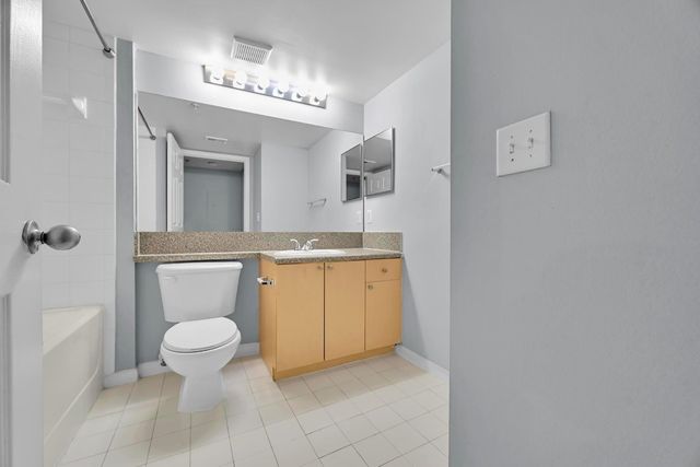 3740 NW Adriatic Lane 305, Jensen Beach, FL 34957