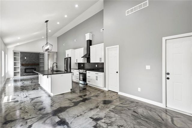 1831 N 14th Street, Kansas City, KS 66104