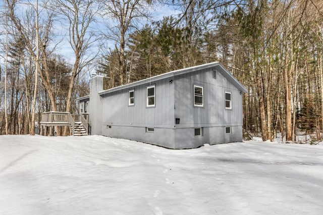 15 Davis Drive, Barnstead, NH 03225