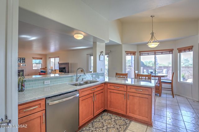 10236 E Buffaloberry Loop, Tucson, AZ 85748