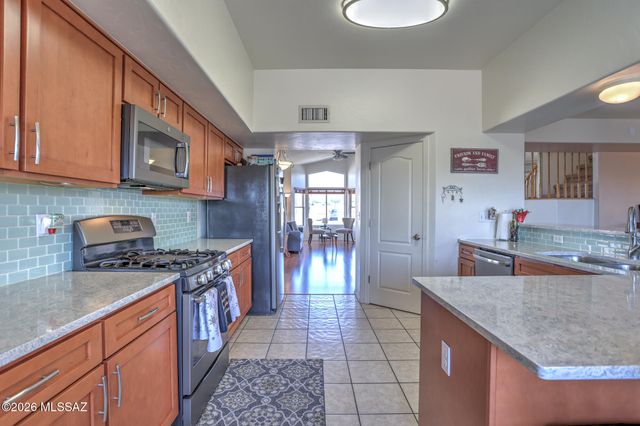 10236 E Buffaloberry Loop, Tucson, AZ 85748