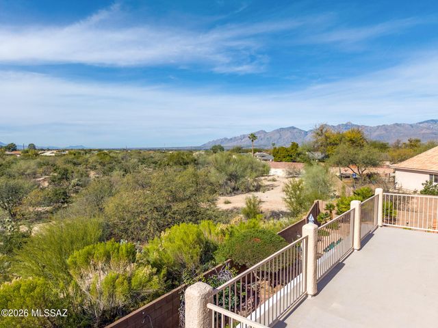 10236 E Buffaloberry Loop, Tucson, AZ 85748