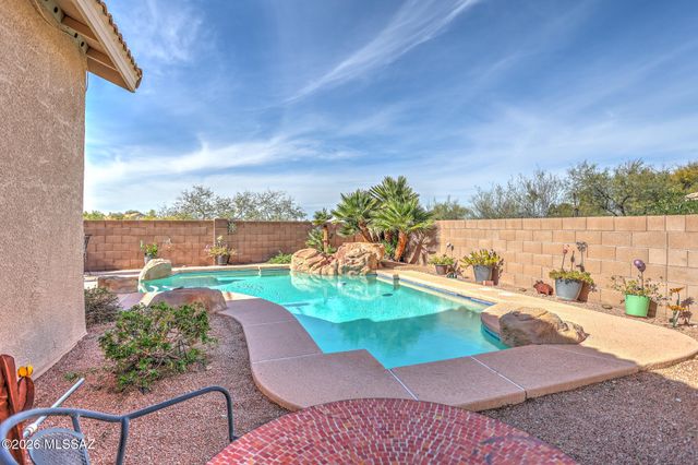 10236 E Buffaloberry Loop, Tucson, AZ 85748