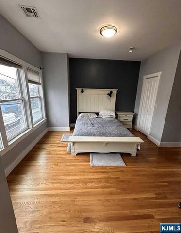 54-56 Oriental Street, Newark, NJ 07104