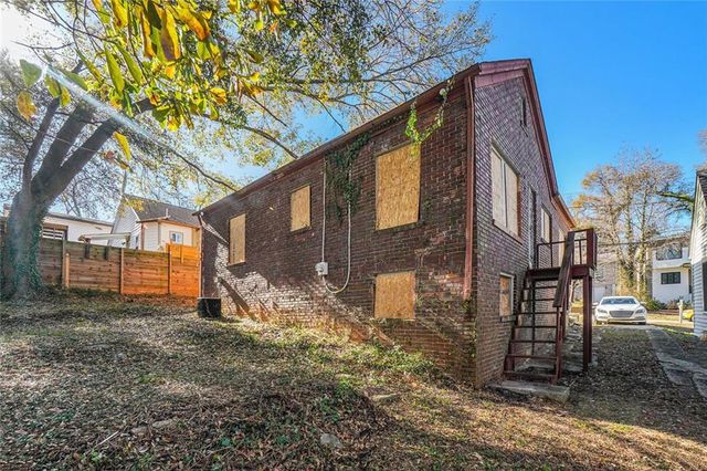 250 Mathewson SW Place, Atlanta, GA 30314