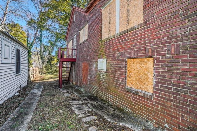 250 Mathewson SW Place, Atlanta, GA 30314