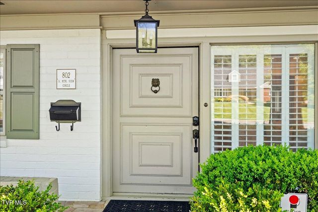 802 South Mountain View Circle, Johnson City, TN 37601