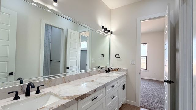 14112 E County Rd 104, Midland, TX 79706