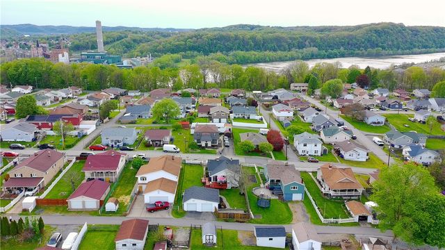 319 Kertis Ave, Plum Boro, PA 15068