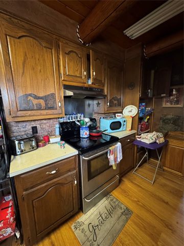 13721 Old China Spring Road, China Spring, TX 76708