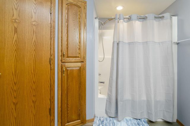 3587 MIGHTY OAK TRAIL, Green Bay, WI 54313