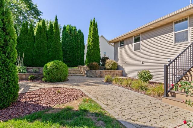3587 MIGHTY OAK TRAIL, Green Bay, WI 54313