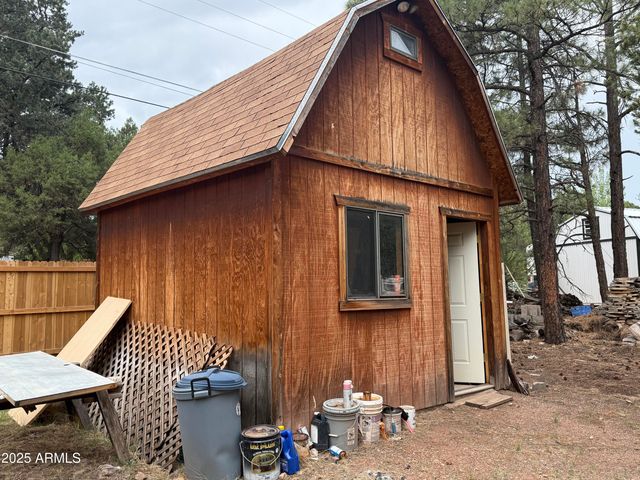 2181 HASHKNIFE Drive 41, Overgaard, AZ 85933