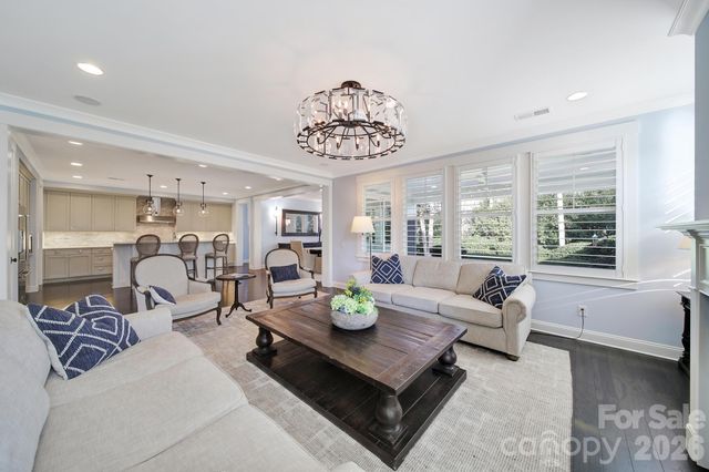 8912 Blakeney Drive, Charlotte, NC 28277