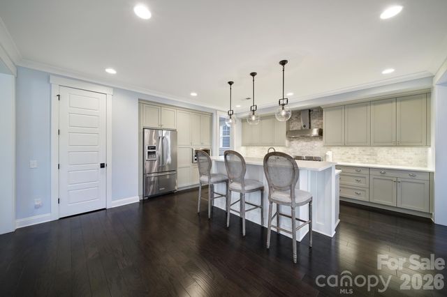 8912 Blakeney Drive, Charlotte, NC 28277