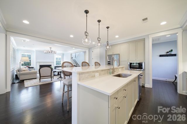 8912 Blakeney Drive, Charlotte, NC 28277