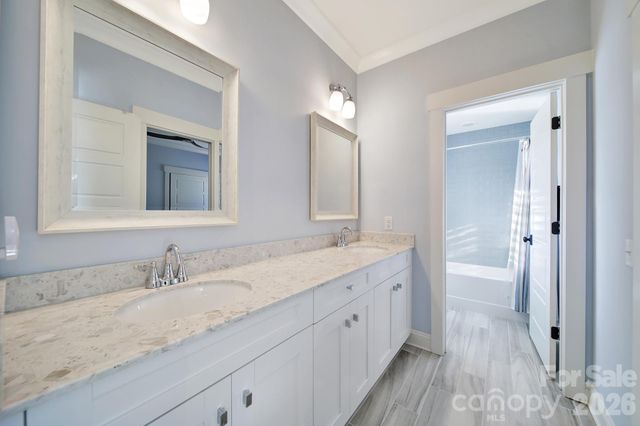 8912 Blakeney Drive, Charlotte, NC 28277