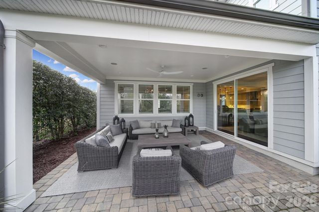 8912 Blakeney Drive, Charlotte, NC 28277