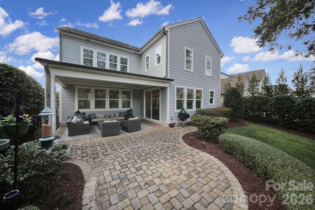 8912 Blakeney Drive, Charlotte, NC 28277