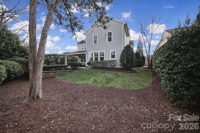 8912 Blakeney Drive, Charlotte, NC 28277