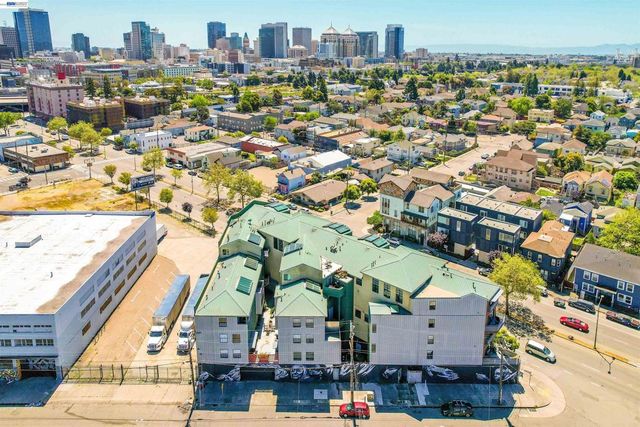 850 W Grand Ave B, Oakland, CA 94607