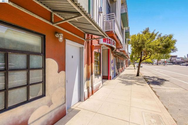 850 W Grand Ave B, Oakland, CA 94607
