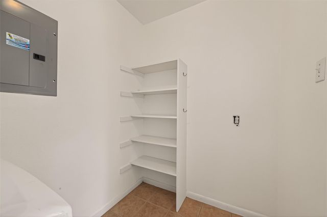 6418 Olympia Drive 127, Houston, TX 77057