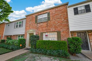 6418 Olympia Drive 127, Houston, TX 77057