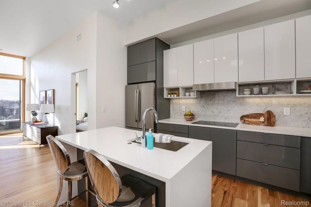 1454 TOWNSEND Street 405, Detroit, MI 48214