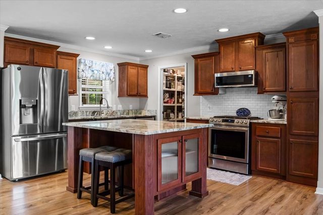 254 Shiloh Hollow Rd, Erin, TN 37061