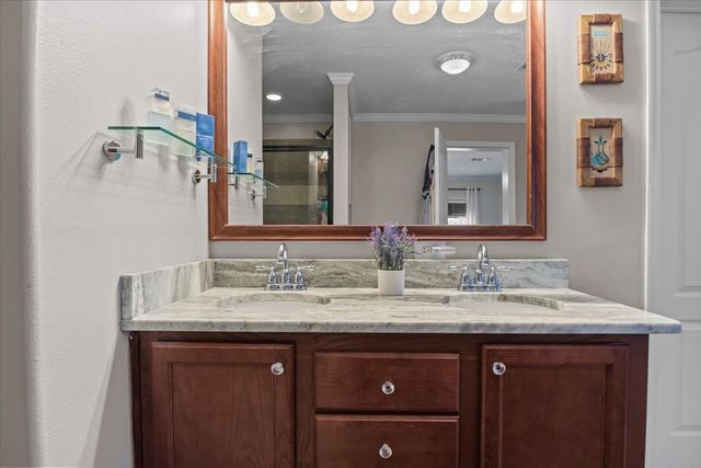 254 Shiloh Hollow Rd, Erin, TN 37061