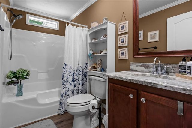 254 Shiloh Hollow Rd, Erin, TN 37061