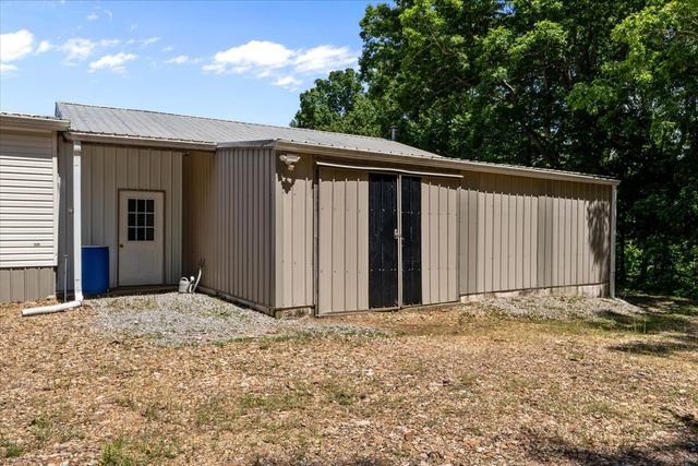 254 Shiloh Hollow Rd, Erin, TN 37061