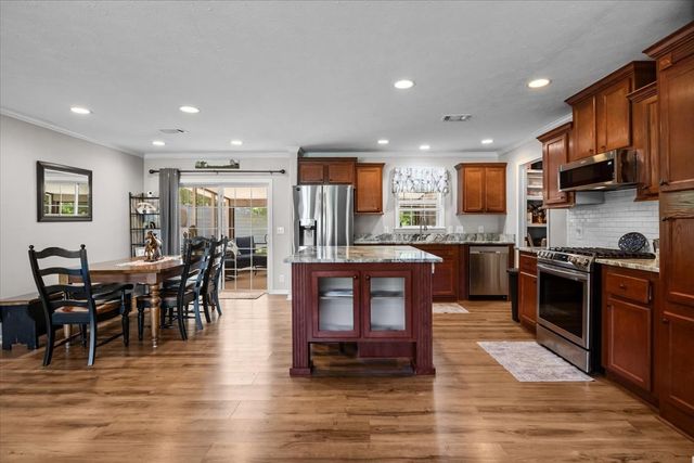 254 Shiloh Hollow Rd, Erin, TN 37061