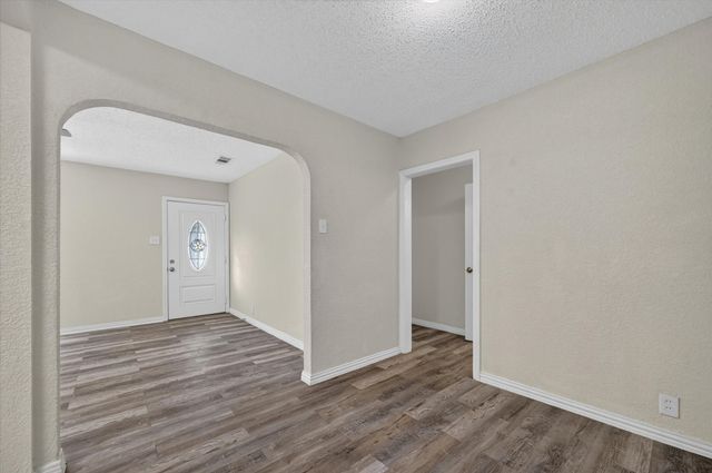 2334 Kathleen Avenue, Dallas, TX 75216