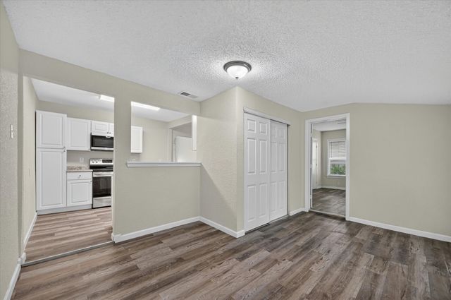 2334 Kathleen Avenue, Dallas, TX 75216