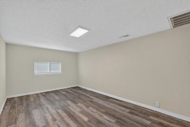 2334 Kathleen Avenue, Dallas, TX 75216