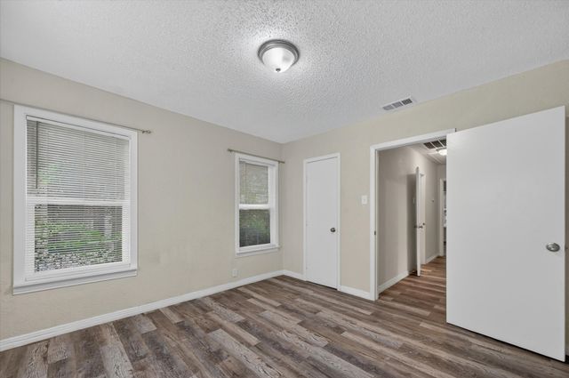 2334 Kathleen Avenue, Dallas, TX 75216