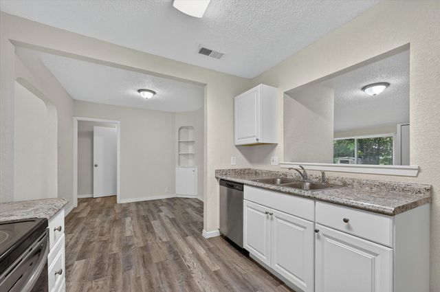 2334 Kathleen Avenue, Dallas, TX 75216