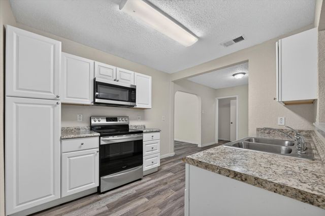 2334 Kathleen Avenue, Dallas, TX 75216