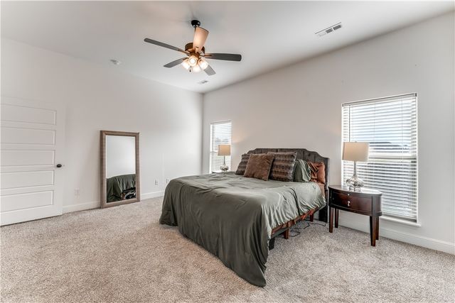 417 NW 62nd Avenue, Bentonville, AR 72713