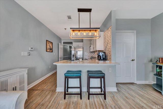 1273 Graves Harbor Trail 312, Huddleston, VA 24104
