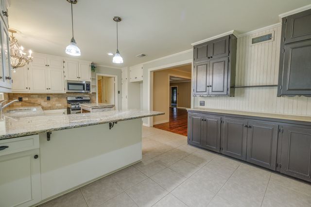 817 Rivercrest Drive, Abilene, TX 79605