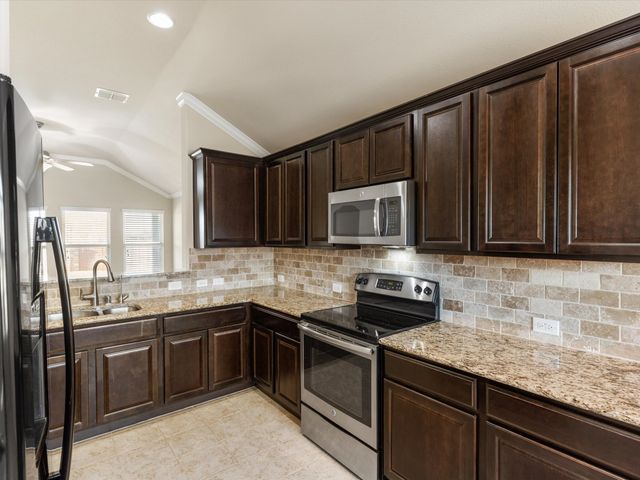 14437 Mainstay Way, Fort Worth, TX 76052
