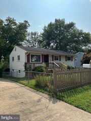 181 CABBEL DR, Manassas Park, VA 20111