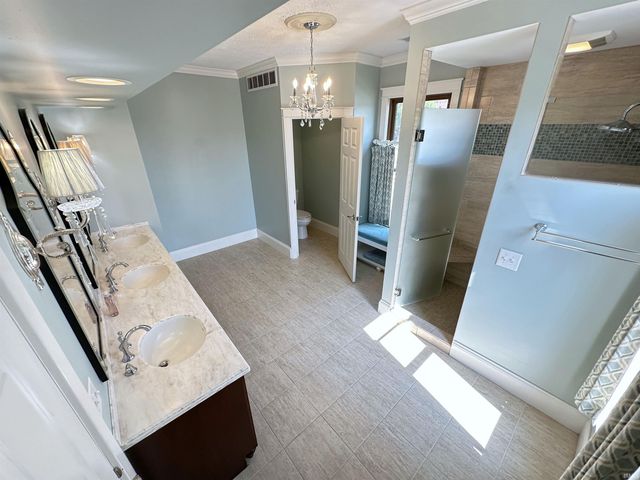 400 S PRAIRIE Street, Brookston, IN 47923