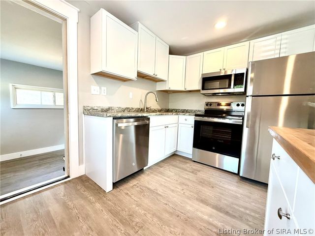 315 Vest Road, Henryville, IN 47126