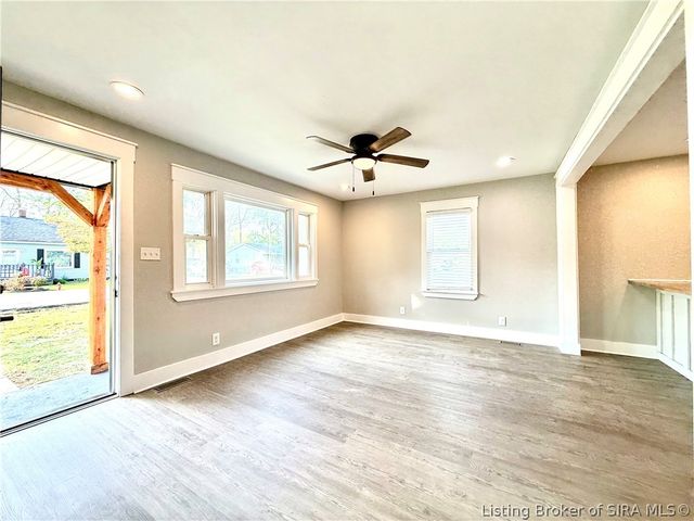 315 Vest Road, Henryville, IN 47126