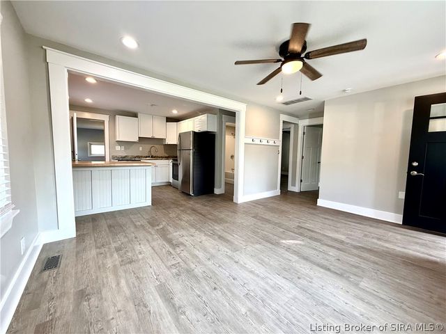 315 Vest Road, Henryville, IN 47126